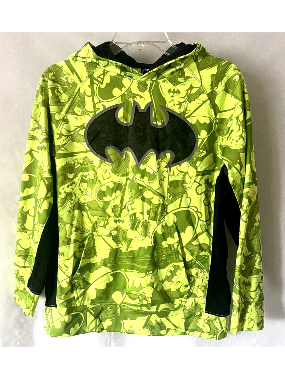 Youth Batman Hoodie Size XLarge (14/16) Long Sleeved Green /Black100% Polyester